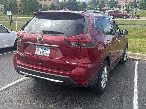 Used 2018 Nissan Rogue SV AWD/4WD image 10