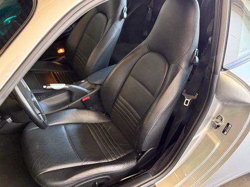 Used 2000 Porsche 911 Carrera image 8
