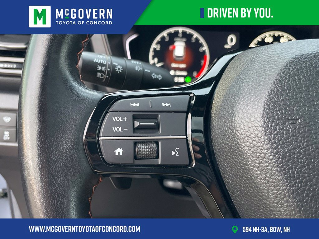 Used 2025 Honda Pilot TrailSport image 31