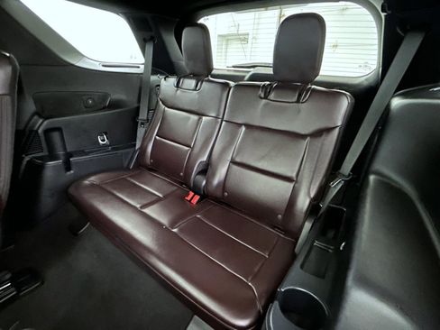 Used 2025 Ford Explorer Platinum w/ LUX Leather Package AWD/4WD image 20
