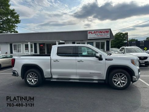 Used 2022 GMC Sierra 1500 SLT w/ SLT Premium Package AWD/4WD image 2