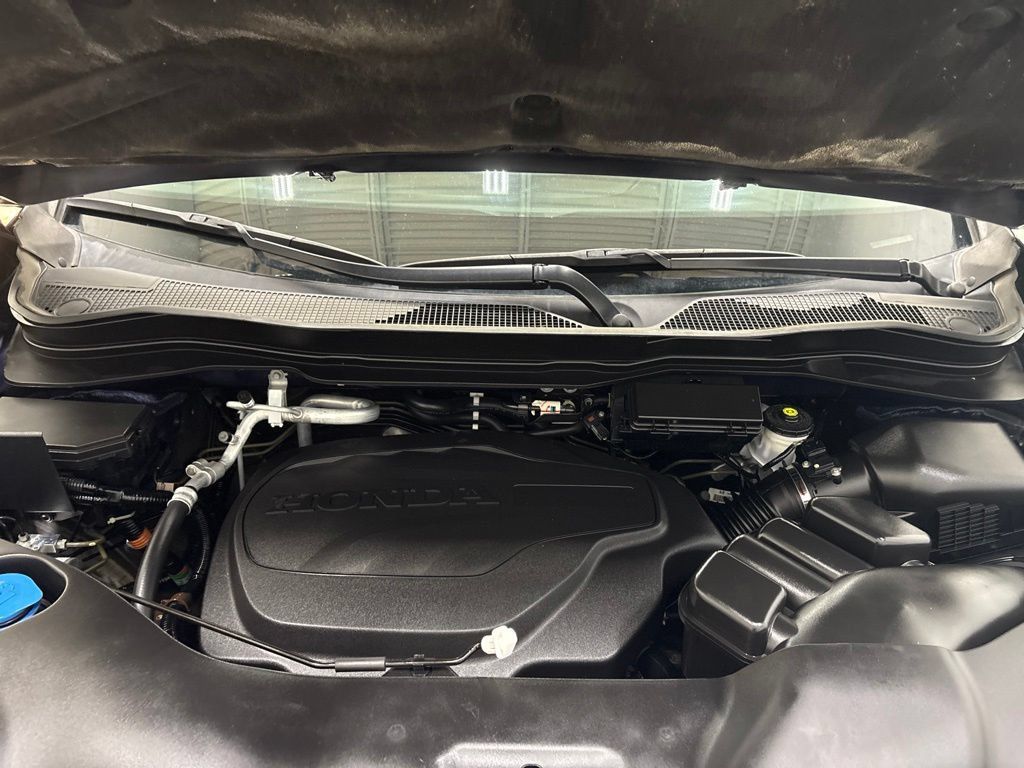 Used 2022 Honda Pilot Touring image 10