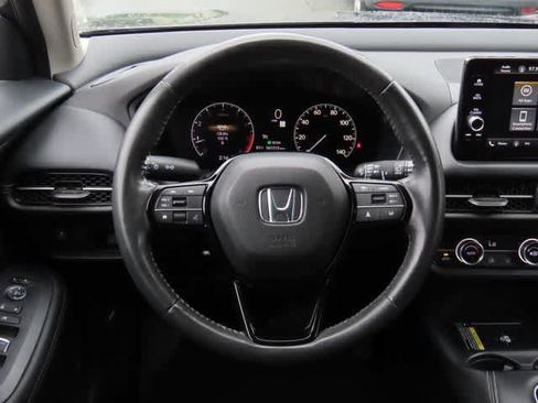 Used 2024 Honda HR-V EX-L image 18