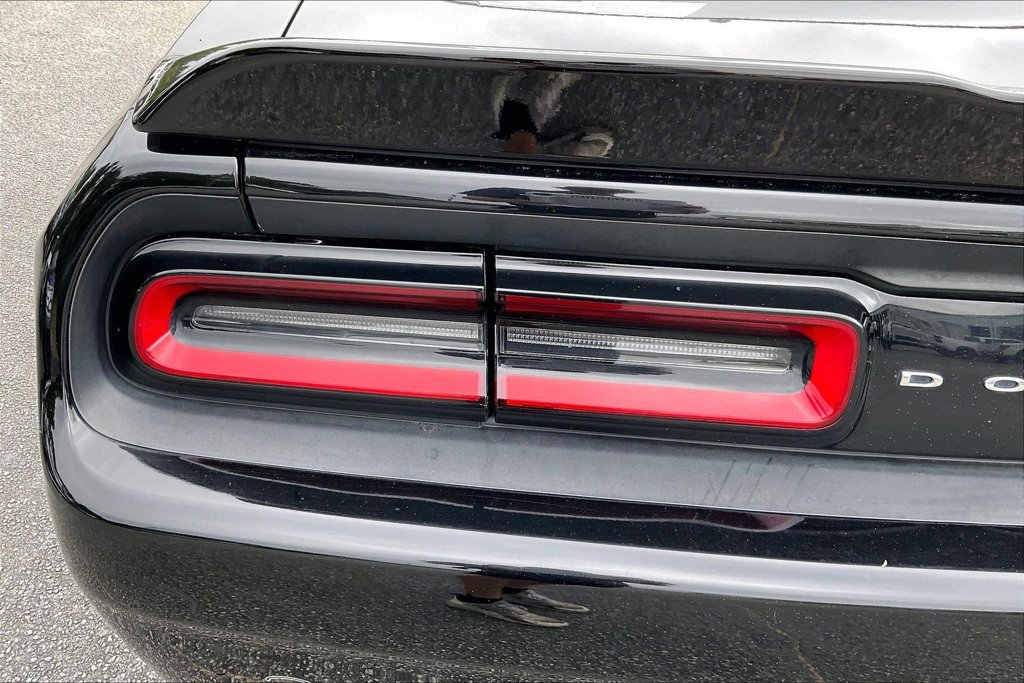 Used 2022 Dodge Challenger R/T RWD image 30