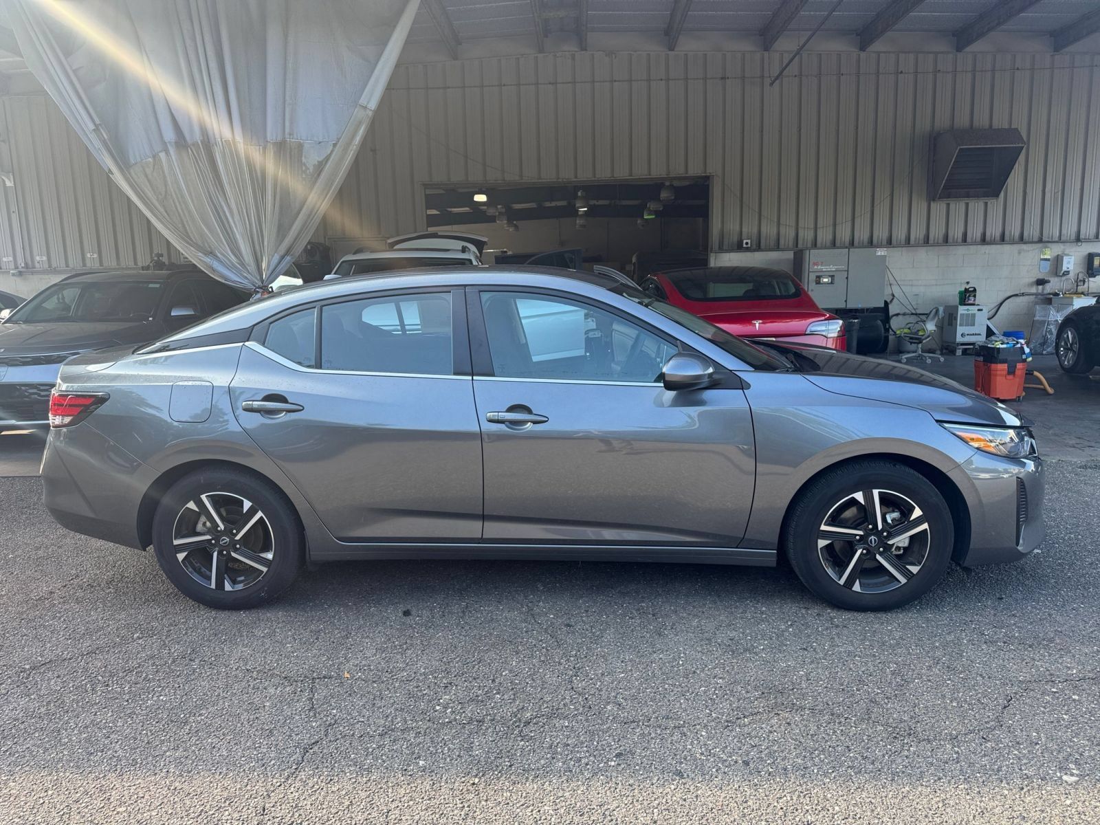 Used 2025 Nissan Sentra SV FWD image 14