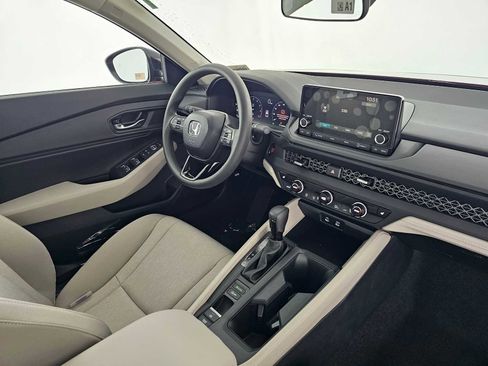 New 2025 Honda Accord SE image 11