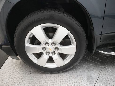 Used 2013 Chevrolet Traverse LTZ image 28