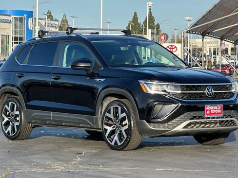 Used 2022 Volkswagen Taos SEL image 5