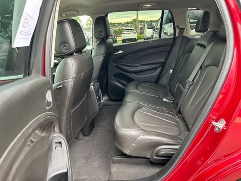Used 2019 Buick Envision Essence AWD/4WD image 17