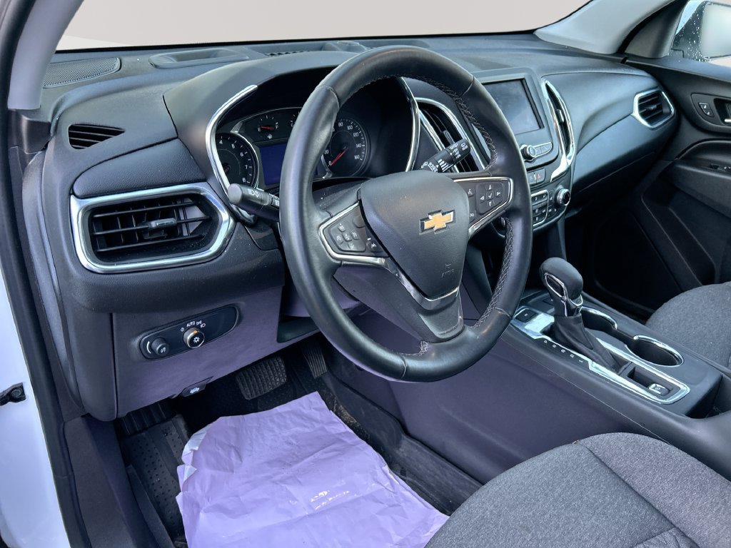 Used 2024 Chevrolet Equinox LT w/ LPO, Floor Liner Package AWD/4WD image 13