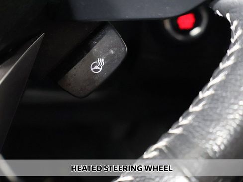 Used 2023 Subaru Ascent Limited image 8