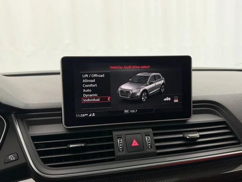 Used 2018 Audi SQ5 Prestige w/ Prestige Package AWD/4WD image 39