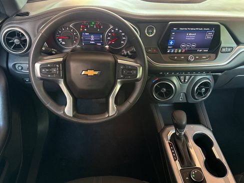 Used 2021 Chevrolet Blazer LT FWD image 19