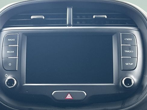 Used 2024 Kia Soul LX w/ Option Group 015 image 35