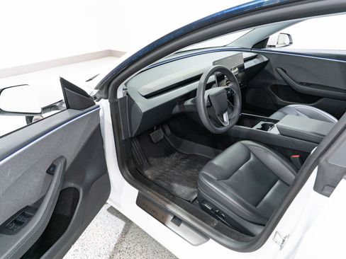 Used 2025 Tesla Model 3 Long Range RWD image 10