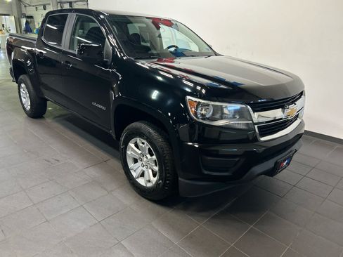 Used 2019 Chevrolet Colorado LT AWD/4WD image 2