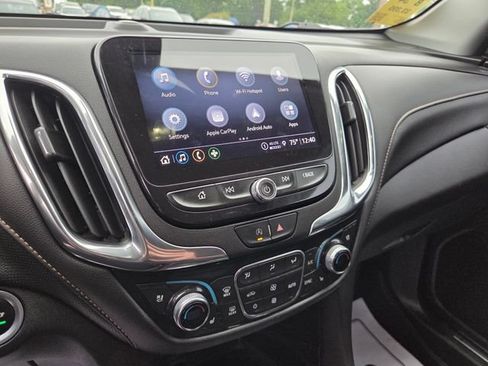 Used 2023 Chevrolet Equinox Premier FWD image 13