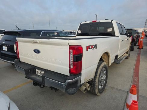 Used 2025 Ford F350 Lariat w/ Chrome Package AWD/4WD image 3