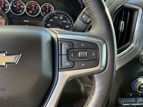 Used 2022 Chevrolet Silverado 1500 LT image 25