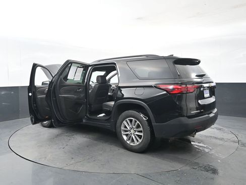 Certified 2022 Chevrolet Traverse LT image 32