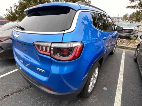 Used 2024 Jeep Compass Latitude image 7