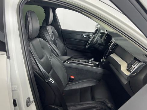 Used 2022 Volvo XC60 B5 Inscription w/ Advanced Package image 30