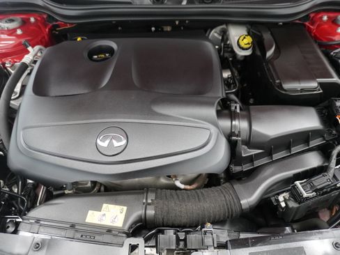 Used 2017 INFINITI QX30 Premium w/ Navigation Package image 29