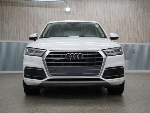 Used 2018 Audi Q5 2.0T Premium Plus w/ Premium Plus Package image 2