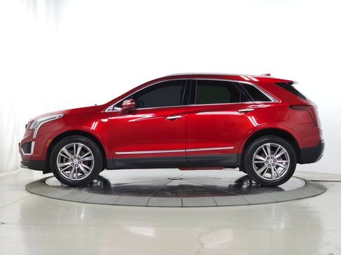 Certified 2023 Cadillac XT5 Premium Luxury AWD/4WD image 2