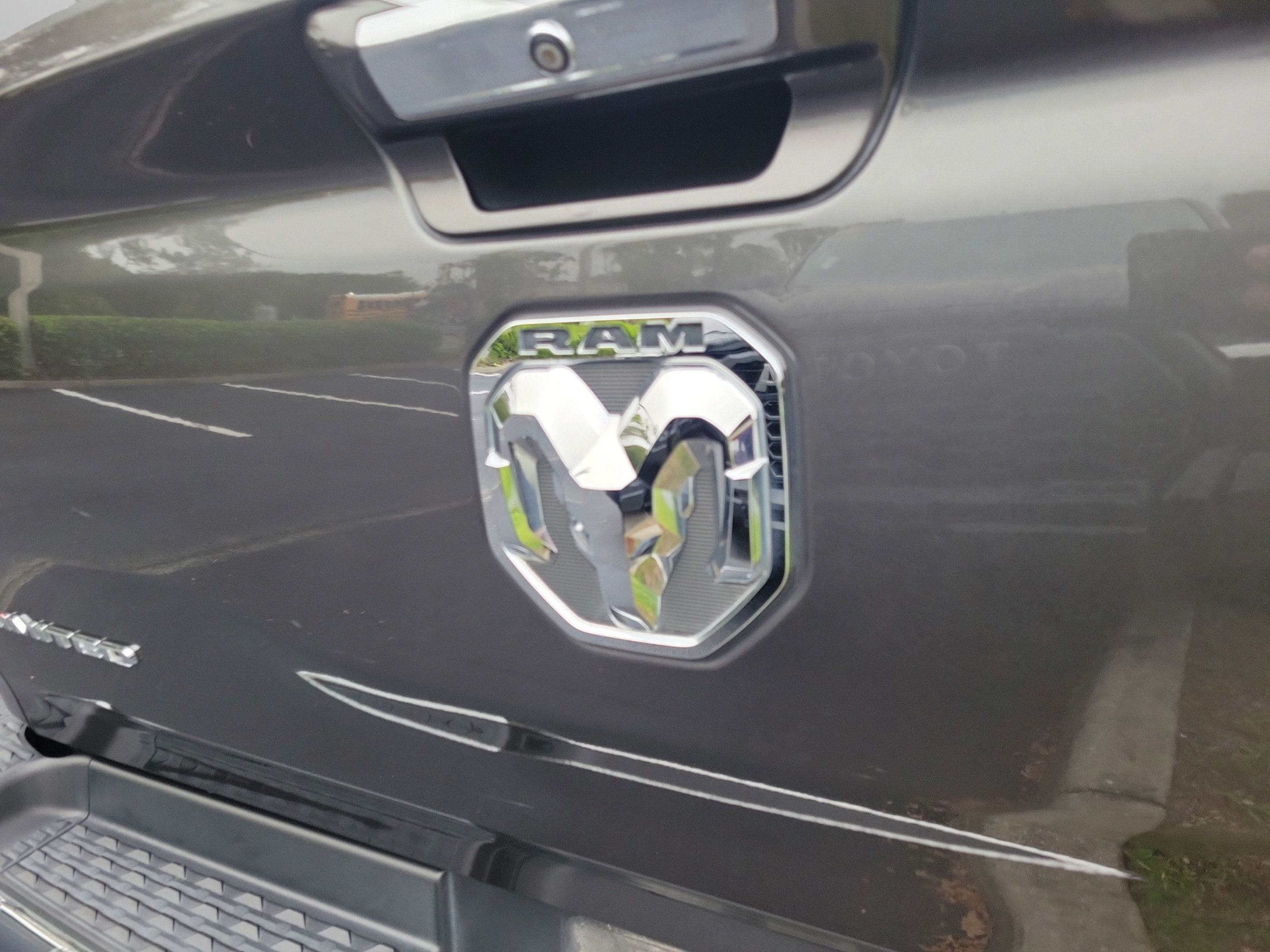 Used 2019 RAM 1500 Limited AWD/4WD image 22