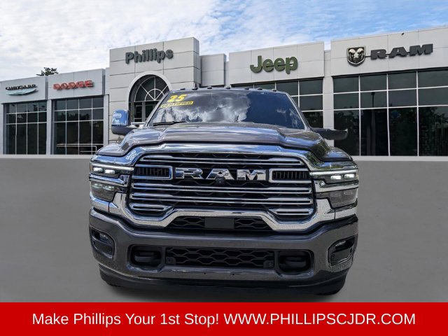 Certified 2025 RAM 3500 Laramie w/ Max Tow Package AWD/4WD image 8