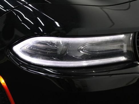 Used 2019 Dodge Charger SXT w/ Leather Interior Group image 25
