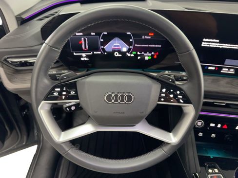 Certified 2025 Audi Q5 Premium w/ Convenience Package image 18