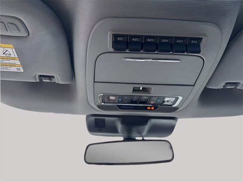 New 2026 Ford F250 Lariat w/ Black Appearance Package image 41