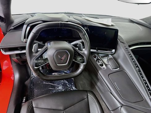 Used 2022 Chevrolet Corvette Stingray Premium Conv w/ Z51 Performance Package RWD image 21