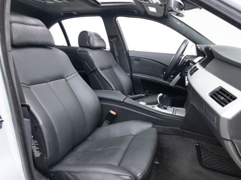Used 2006 BMW M5 image 4