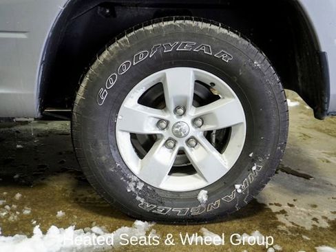 Used 2022 RAM 1500 Classic SLT w/ Electronics Convenience Group image 5