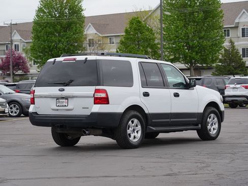 Used 2017 Ford Expedition XL w/ Equipment Group 101A AWD/4WD image 3