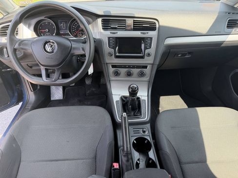 Used 2015 Volkswagen Golf Launch Edition FWD image 10