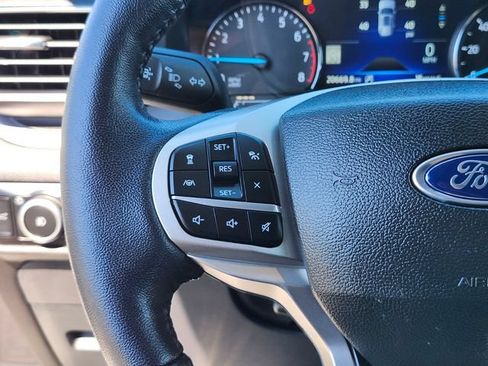 Certified 2023 Ford Explorer XLT w/ Equipment Group 202A AWD/4WD image 30