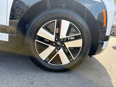 Certified 2026 Hyundai Ioniq 9 SEL AWD/4WD image 30