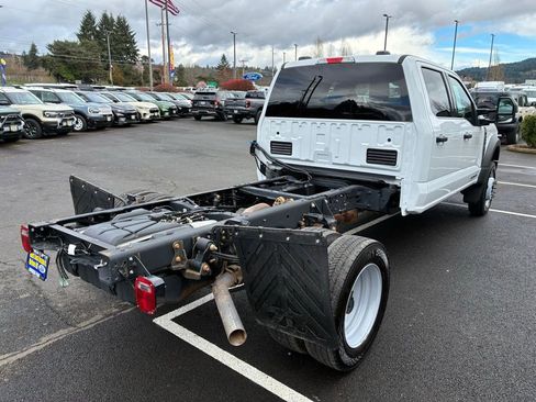 Used 2024 Ford F450 XLT w/ XLT Value Package image 8