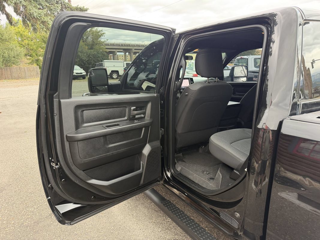 Used 2023 RAM 2500 Tradesman AWD/4WD image 8