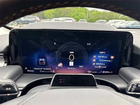 Certified 2025 Lincoln Aviator AWD image 35