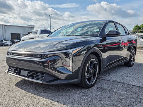 Used 2025 Kia K4 EX FWD image 3