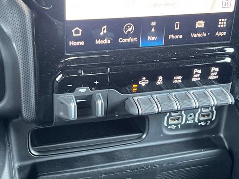 Used 2022 RAM 1500 Limited w/ Body Color Bumper Group AWD/4WD image 20