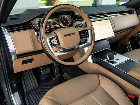 Used 2024 Land Rover Range Rover Autobiography AWD/4WD image 16