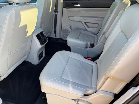 Used 2021 Volkswagen Atlas SEL image 30