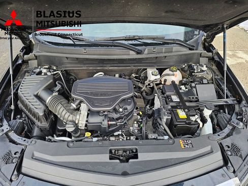 Used 2024 Cadillac XT6 Premium Luxury image 30