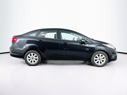 Used 2013 Ford Fiesta SE image 10